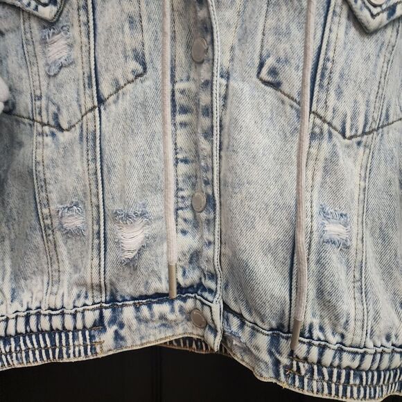 Blank NYC Denim Jacket in Piece of Me - Picture 11 of 16